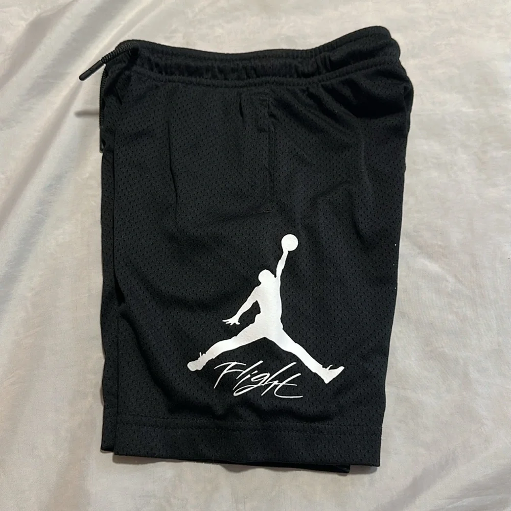 Jordan Flight Shorts Sz Youth 5/6 - Picture 1 of 4